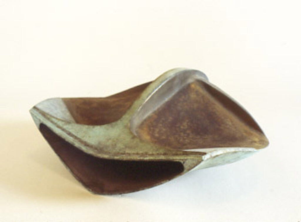Waiting for Memory, bronze, 43cm (W), 1989